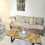 Modern Apartament In The Old Town
